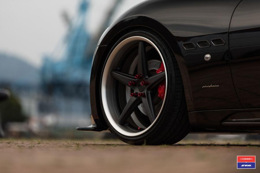 Детали экстерьера Maserati GranTurismo on Vossen Wheels (VWS-3) 2019 года  (фото 3 из 24)
